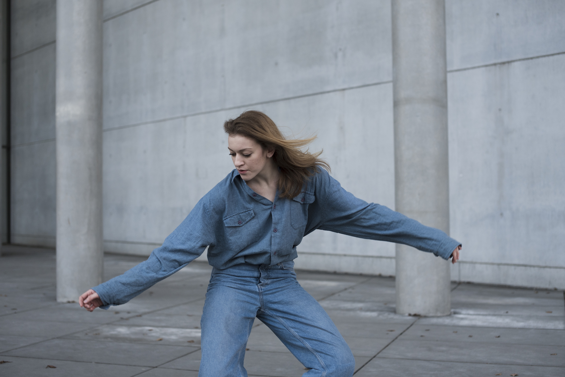 Katharina Ludwig teaching dance